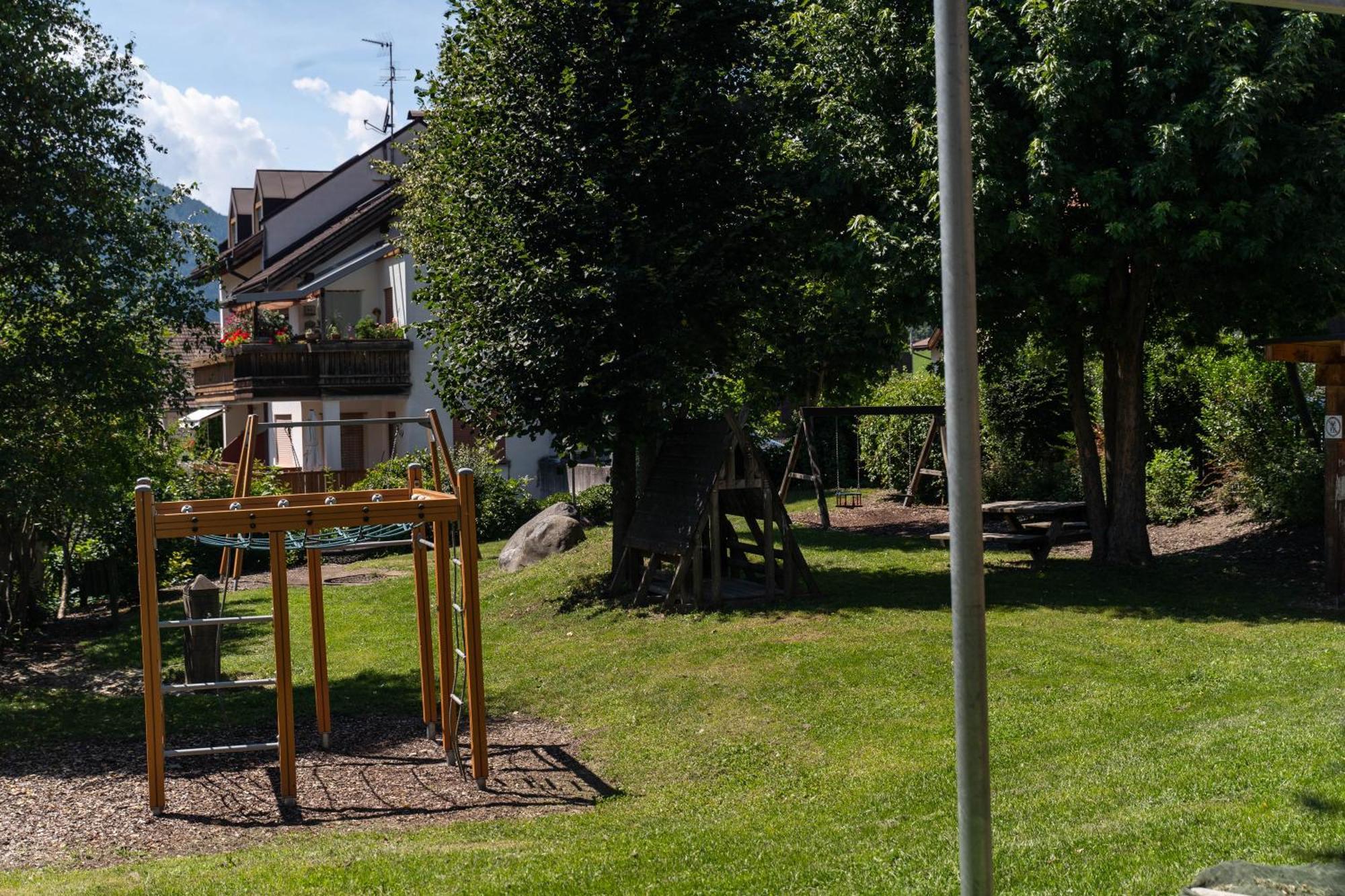 Apartments, Guest House & Historic Chalet Neuhaus San Sigismondo Zewnętrze zdjęcie